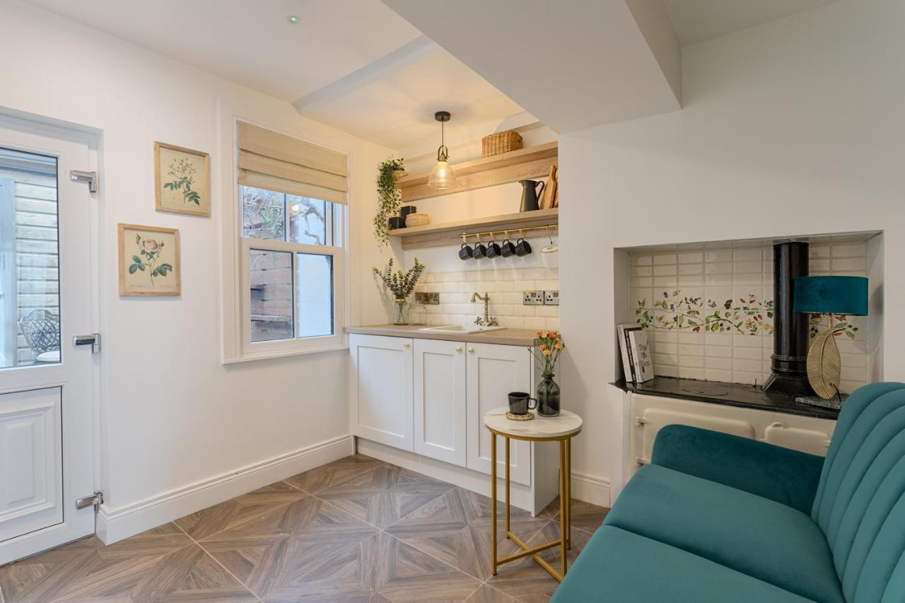 فندق Number 31 Boutique Townhouse غالواي المظهر الخارجي الصورة